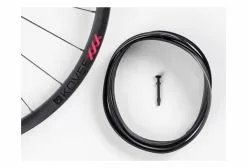 Rueda Delantera Bontrager Kovee XXX 29 '' | Impulso 15x110mm | Centerlock -Mantenimiento Ventas 2022 17495555fbfd61d7399d5.38223568