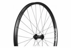 Juego De Ruedas Enve Foundation AM30 - Industry Nine 101 29 '' | Impulso 15x110 - 12x148mm | Centerlock -Mantenimiento Ventas 2022 18425745fa94f09b74701.55104520