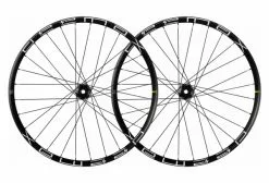 Mantenimiento Ventas 2022 19 Juego De Ruedas Mavic E-Deemax 35 27.5'' | Boost 15x110 - 12x148 Mm | 6 Agujeros | 2022