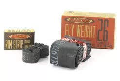 Cámara De MTB Maxxis Fly Weight 26x1 90 - 26x2 00 Válvula Presta 48mm